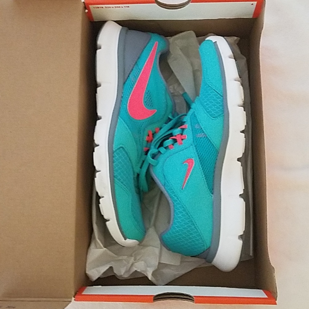 Nike flex experience RN 3.